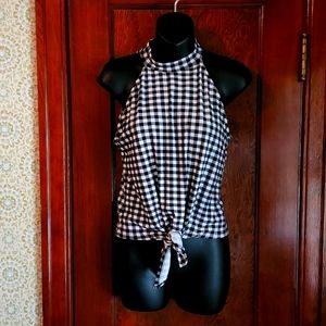 CHECKERED HALTER TOP WITH TYE front